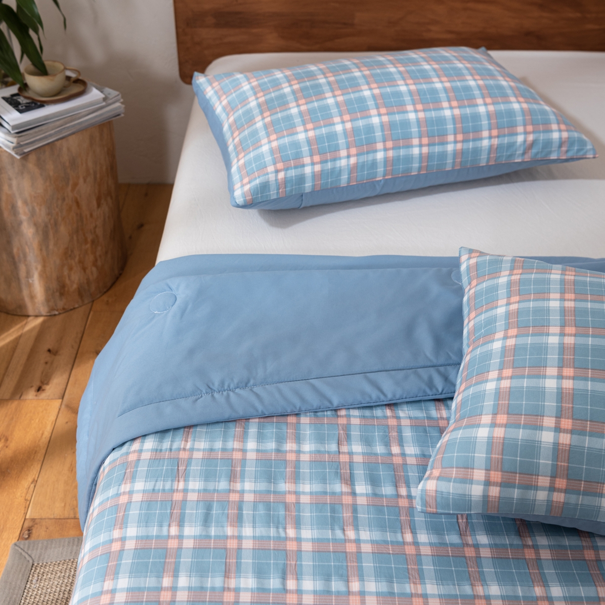 91家纺网 家纺一手货源 找家纺 佳轩家纺 2026新款色织水洗棉棉花夏被夏凉被空调被 格韵蓝