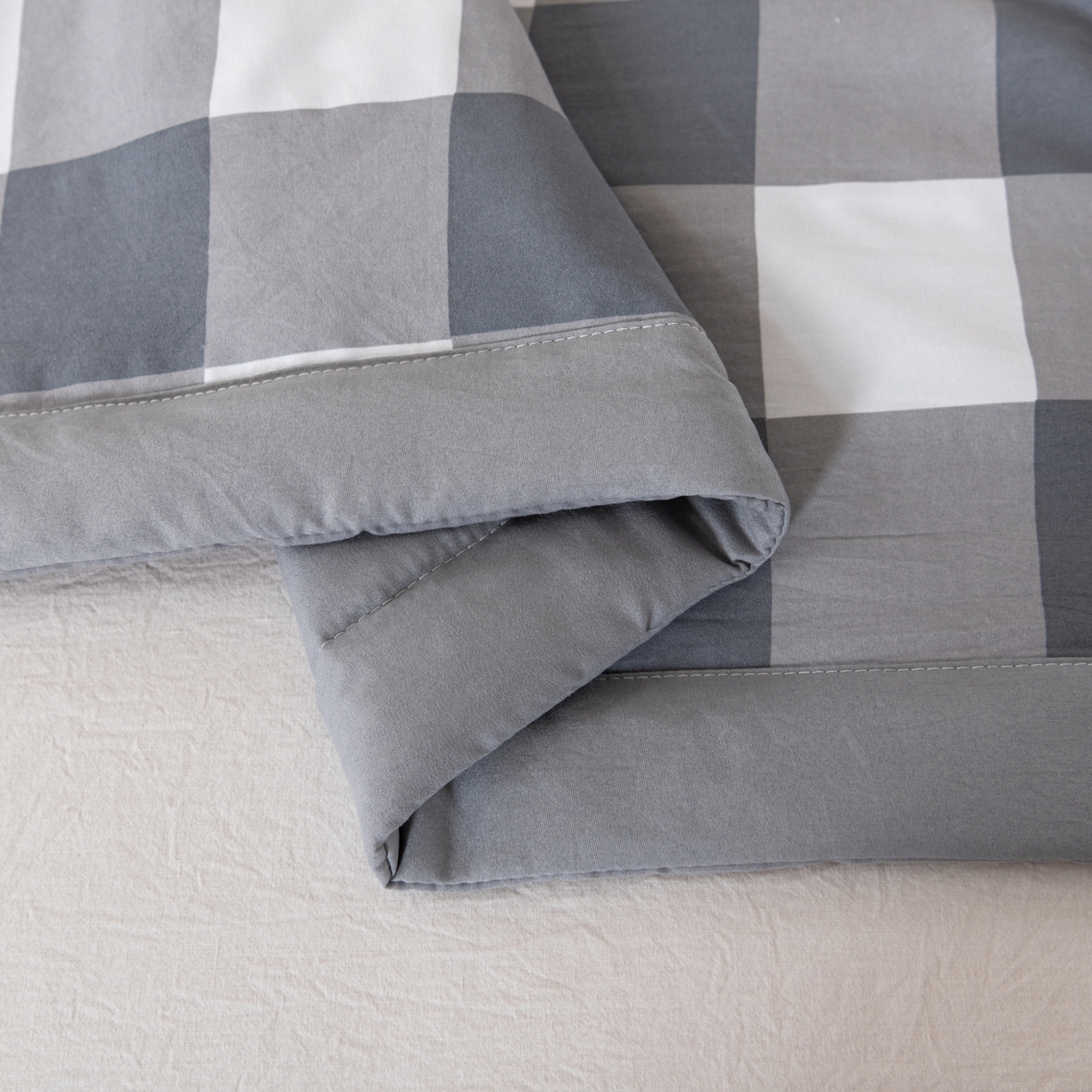 91家纺网 家纺一手货源 找家纺 佳轩家纺 2026新款色织水洗棉棉花夏被夏凉被空调被 灰中格