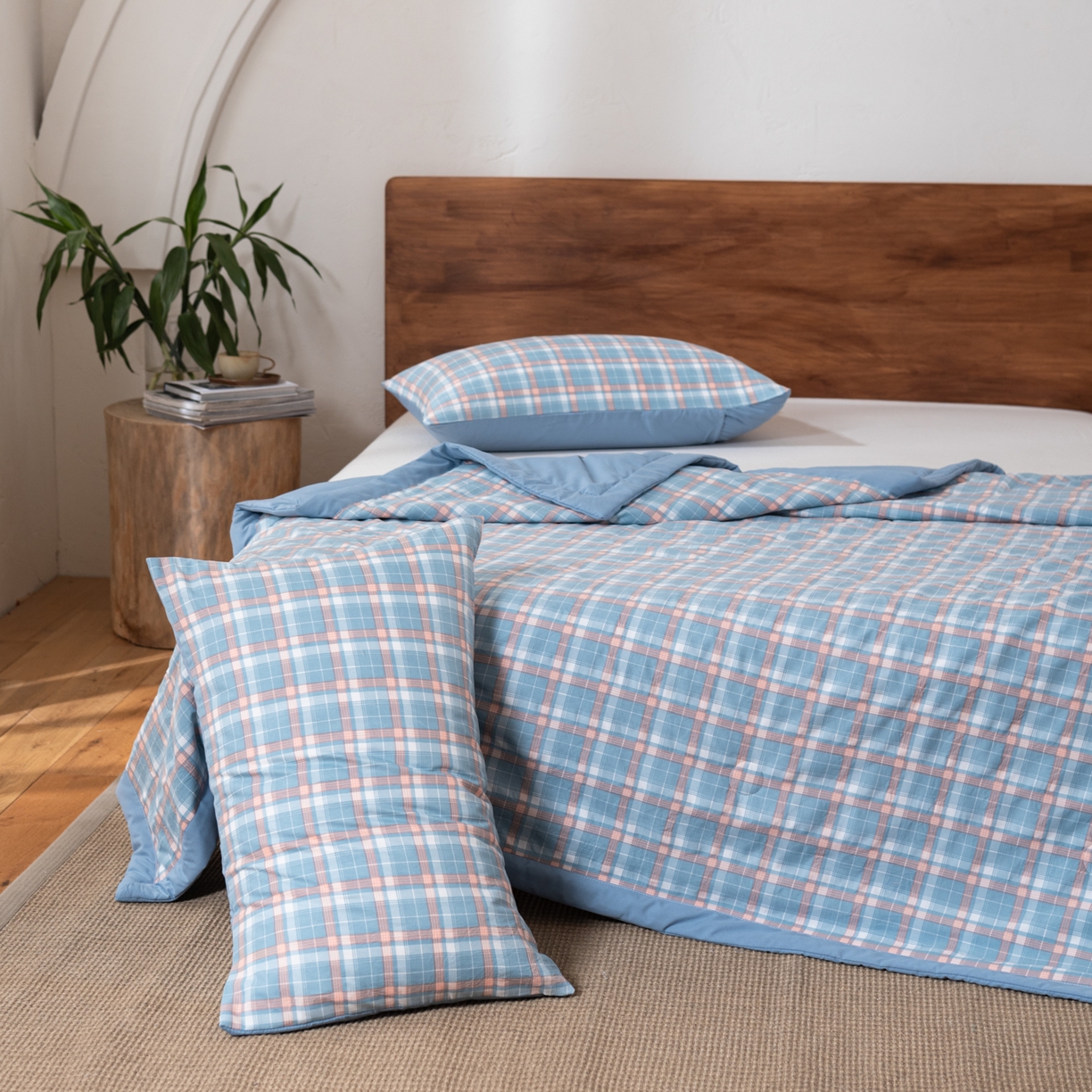 91家纺网 家纺一手货源 找家纺 佳轩家纺 2026新款色织水洗棉棉花夏被夏凉被空调被 格韵蓝