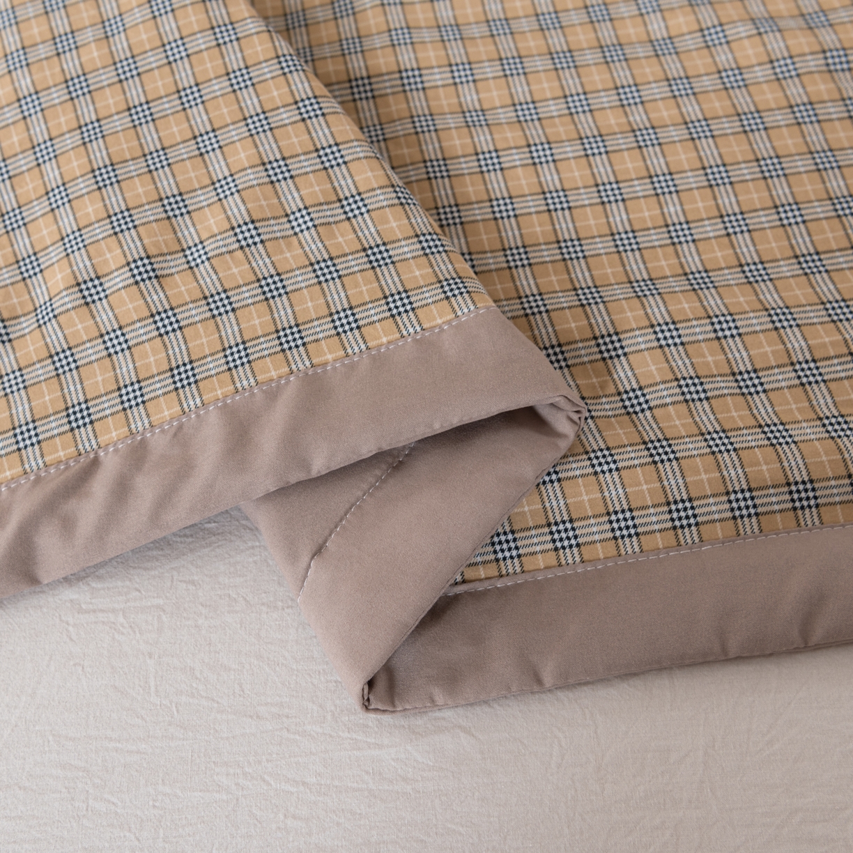 91家纺网 家纺一手货源 找家纺 佳轩家纺 2026新款色织水洗棉棉花夏被夏凉被空调被 巴保格咖