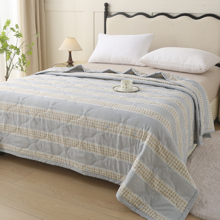 91家纺网 家纺一手货源 找家纺 被多多被业 2026新款亲肤棉夏被空调被夏凉被 时尚条纹