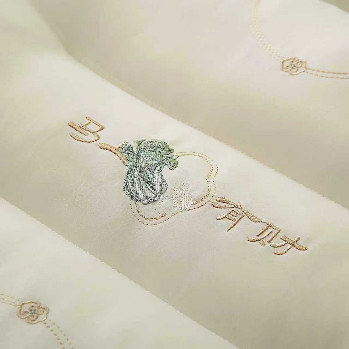 91家纺网 家纺一手货源 找家纺 浩宇家纺 2026新款新款马上有财枕芯成人家用刺绣枕头枕壳枕皮舒适定型款加厚150克锦棉2 马上有财定型款2621-白色