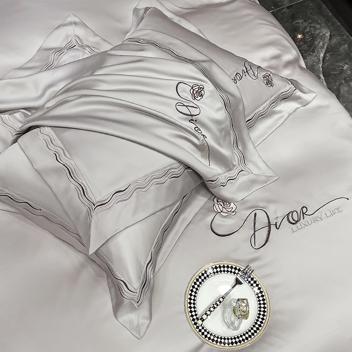 91家纺网 家纺一手货源 找家纺 家居1号家纺 2026新款60支LF级奥地利兰精天丝四件套-迪莉尔 迪莉尔-绅士灰