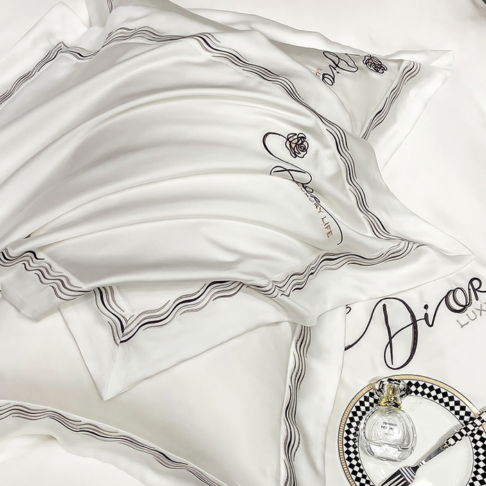 91家纺网 家纺一手货源 找家纺 家居1号家纺 2026新款60支LF级奥地利兰精天丝四件套-迪莉尔 迪莉尔-珍珠白