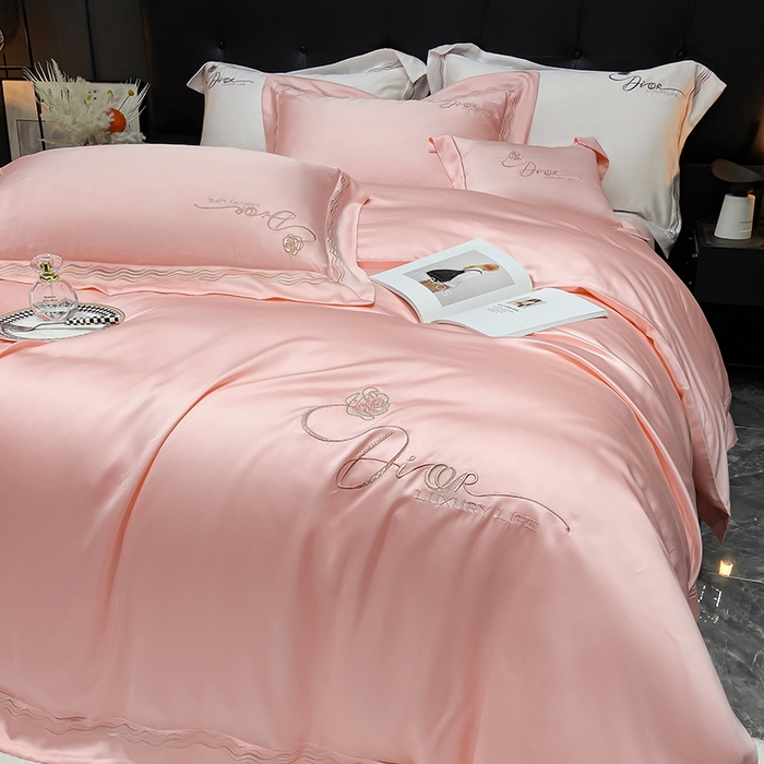 91家纺网 家纺一手货源 找家纺 家居1号家纺 2026新款60支LF级奥地利兰精天丝四件套-迪莉尔 迪莉尔-荷粉