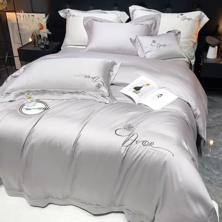 91家纺网 家纺一手货源 找家纺 家居1号家纺 2026新款60支LF级奥地利兰精天丝四件套-迪莉尔 迪莉尔-绅士灰