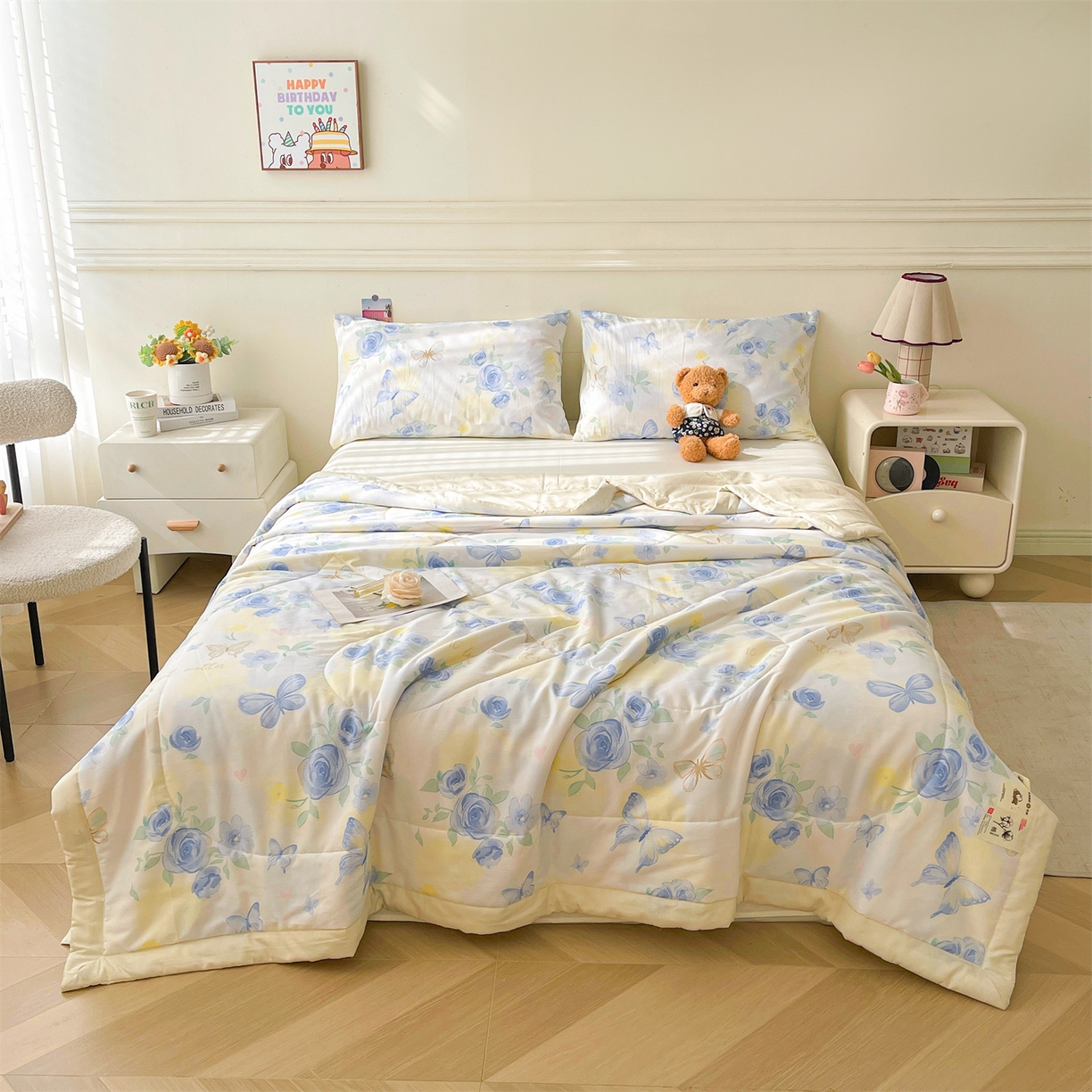 91家纺网 家纺一手货源 找家纺 仁凯家纺 2026新款A类里外全棉新疆棉花夏被四件套 被子被芯 水彩蝶梦