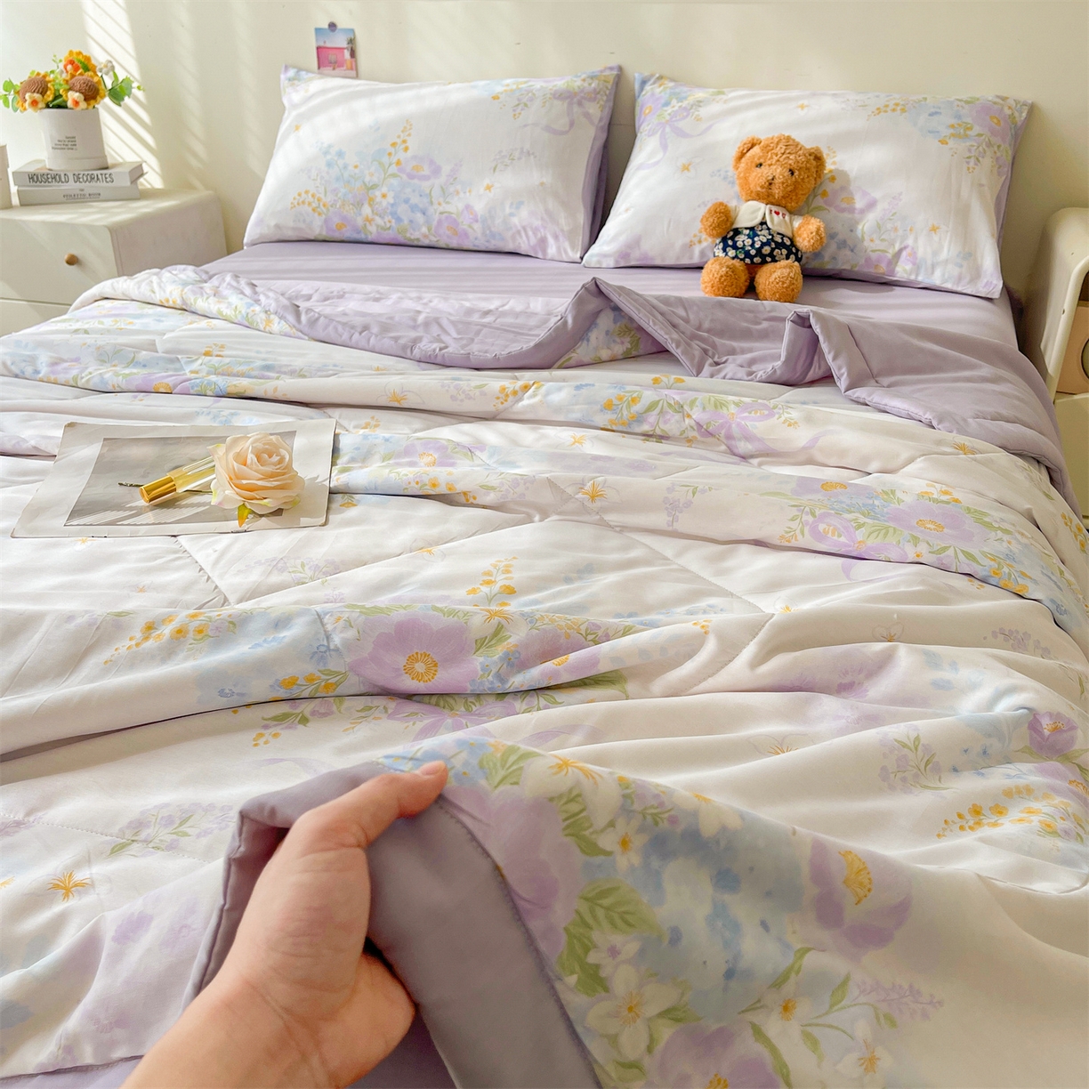 91家纺网 家纺一手货源 找家纺 仁凯家纺 2026新款A类里外全棉新疆棉花夏被四件套 被子被芯 紫雾花境