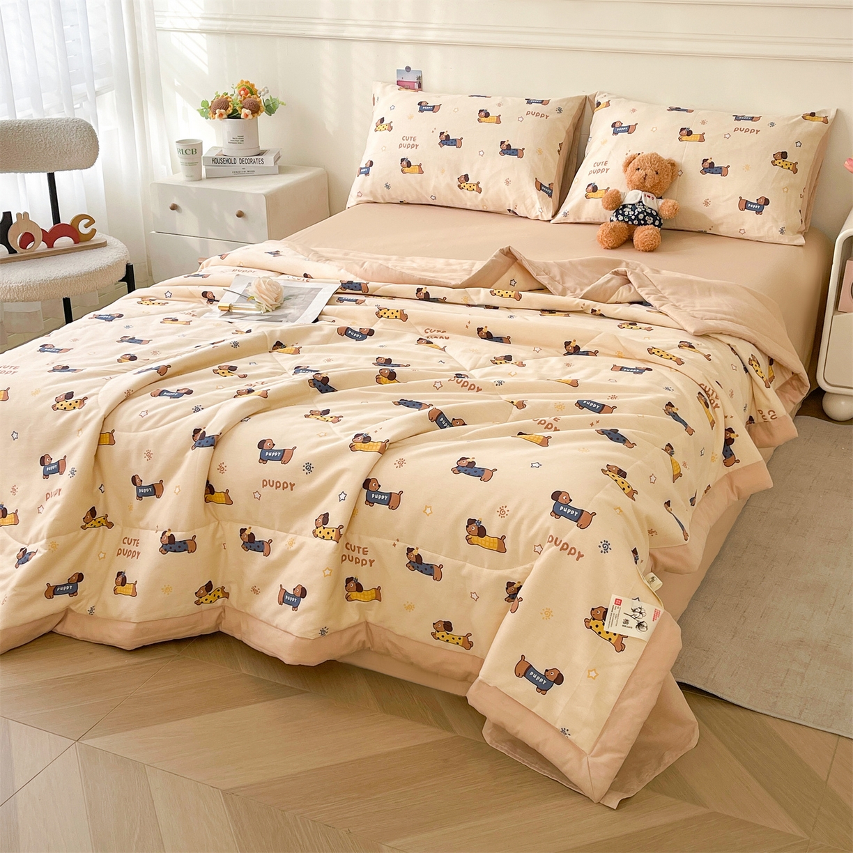 91家纺网 家纺一手货源 找家纺 仁凯家纺 2026新款A类里外全棉新疆棉花夏被四件套 被子被芯 萌犬星眠