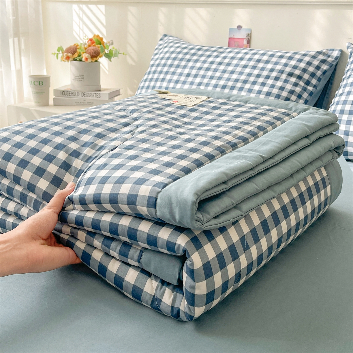 91家纺网 家纺一手货源 找家纺 仁凯家纺 2026新款A类里外全棉新疆棉花夏被四件套 被子被芯 蓝序格