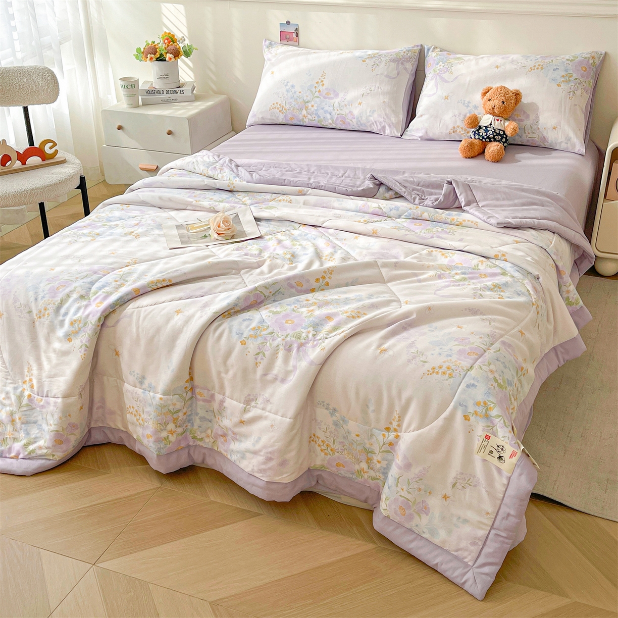 91家纺网 家纺一手货源 找家纺 仁凯家纺 2026新款A类里外全棉新疆棉花夏被四件套 被子被芯 紫雾花境