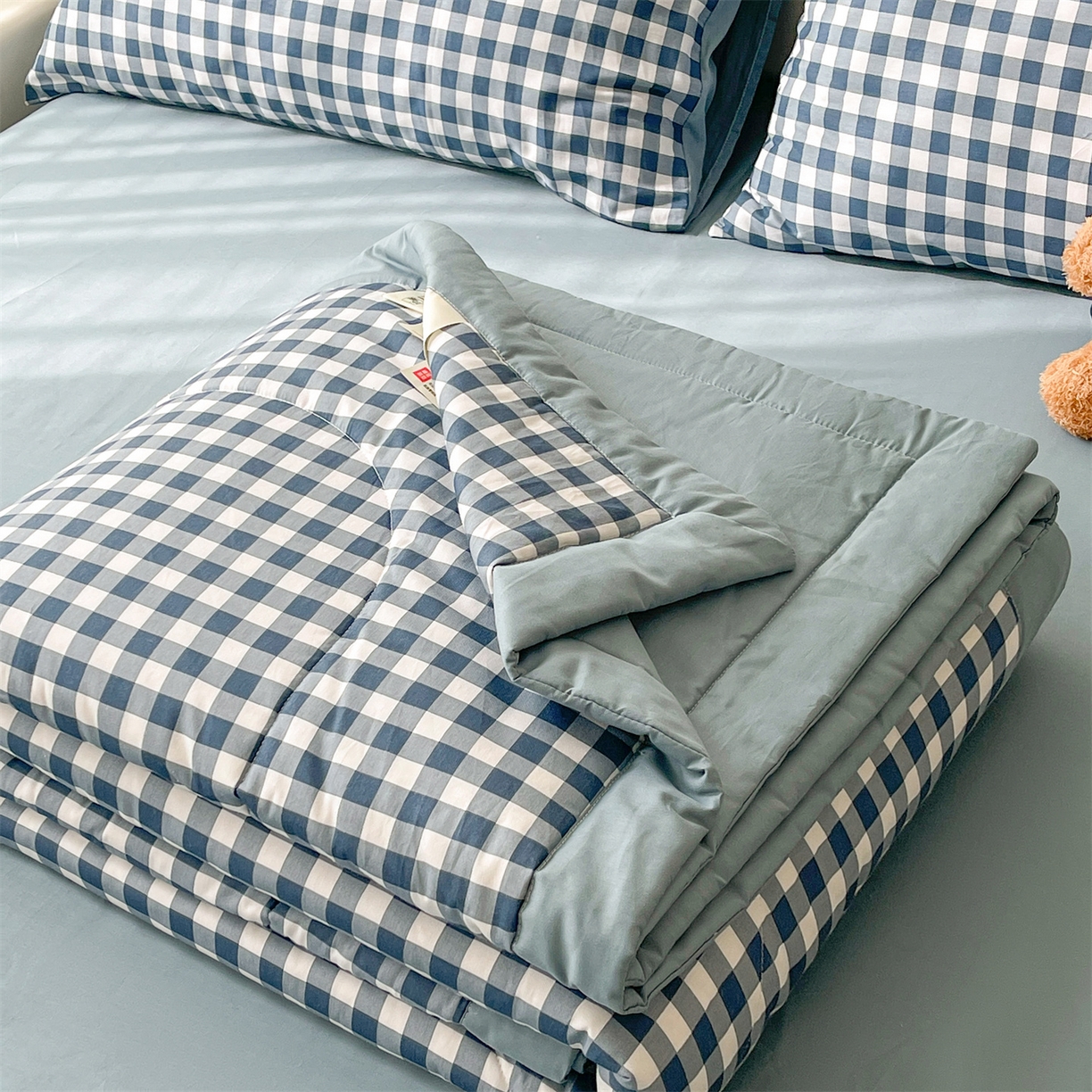91家纺网 家纺一手货源 找家纺 仁凯家纺 2026新款A类里外全棉新疆棉花夏被四件套 被子被芯 蓝序格