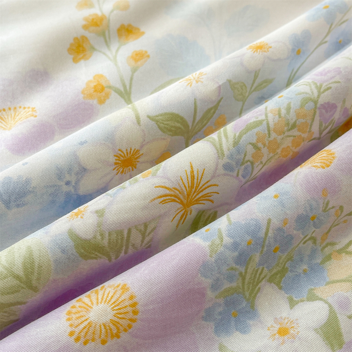 91家纺网 家纺一手货源 找家纺 仁凯家纺 2026新款A类里外全棉新疆棉花夏被四件套 被子被芯 紫雾花境