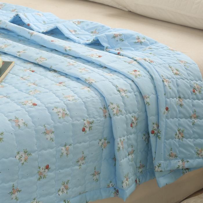 91家纺网 家纺一手货源 找家纺 被多多被业 2026新款亲肤棉绗绣夏被空调被夏凉被 花涧艺