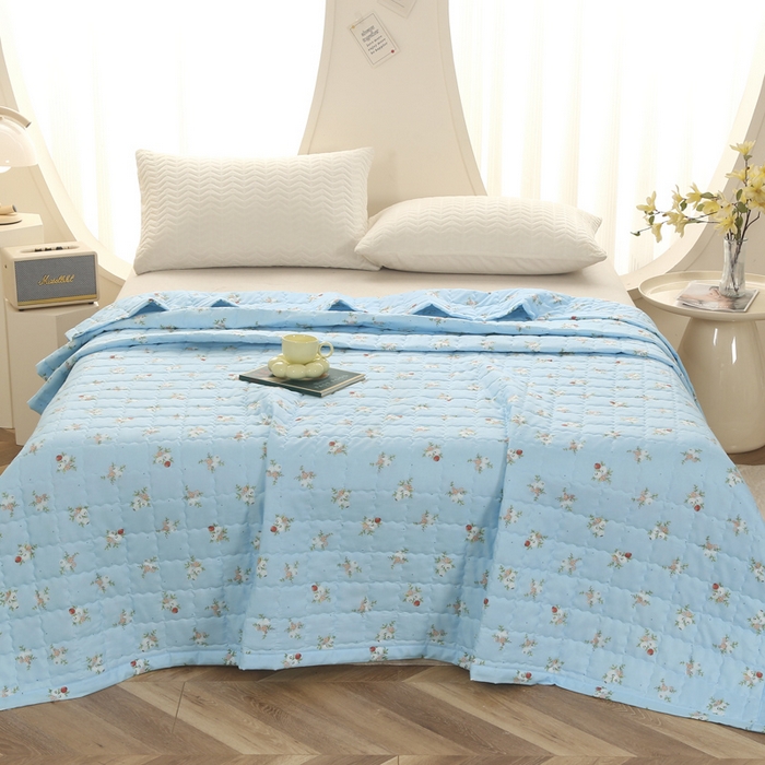 91家纺网 家纺一手货源 找家纺 被多多被业 2026新款亲肤棉绗绣夏被空调被夏凉被 花涧艺