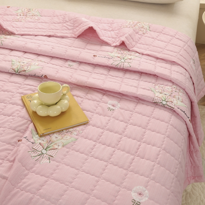 91家纺网 家纺一手货源 找家纺 被多多被业 2026新款亲肤棉绗绣夏被空调被夏凉被 花漾粉