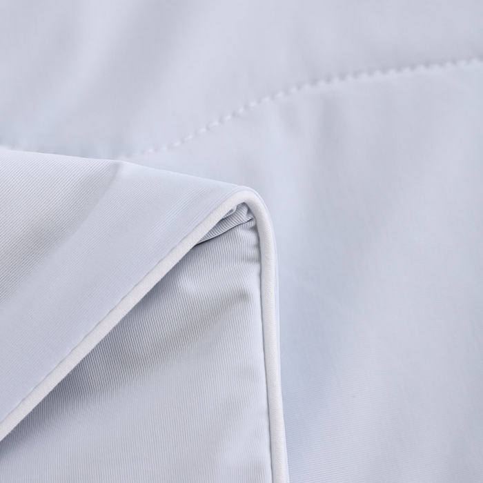 91家纺网 家纺一手货源 找家纺 憨豆家纺 2026春夏新款凉感丝A类锦氨（170克）55大豆抗菌夏被夏凉被空调被（配礼盒） 雾凇蓝