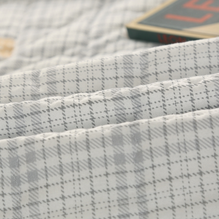 91家纺网 家纺一手货源 找家纺 被多多被业 2026新款亲肤棉绗绣夏被空调被夏凉被 熊可可