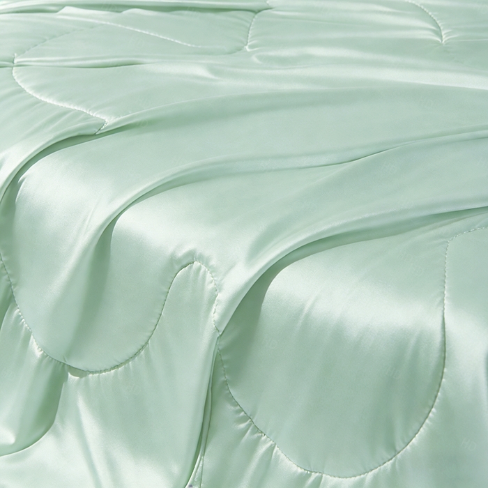 91家纺网 家纺一手货源 找家纺 憨豆家纺 2026新款水洗冰丝夏被四件套星球水洗真丝夏凉被（含抗菌棉）跨境外贸床笠款空调被 冰甜绿