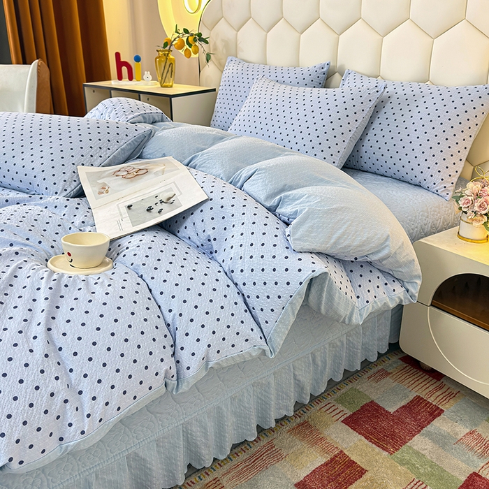 91家纺网 家纺一手货源 找家纺 栩裕纺织 2026新款云感双层纱床盖四件套 海蓝波点
