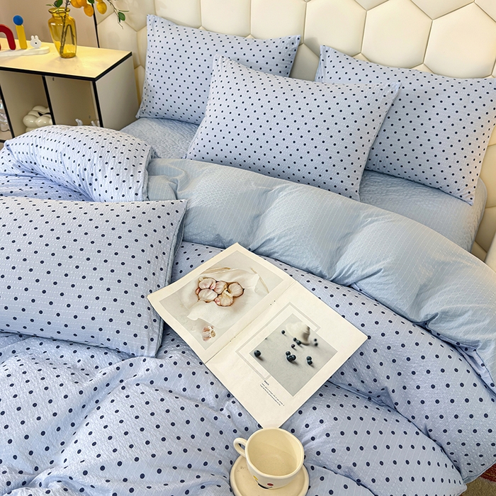 91家纺网 家纺一手货源 找家纺 栩裕纺织 2026新款云感双层纱床盖四件套 海蓝波点