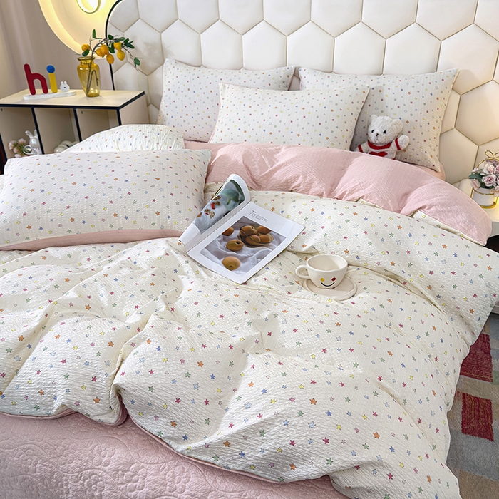 91家纺网 家纺一手货源 找家纺 栩裕纺织 2026新款云感双层纱床盖四件套 满天星