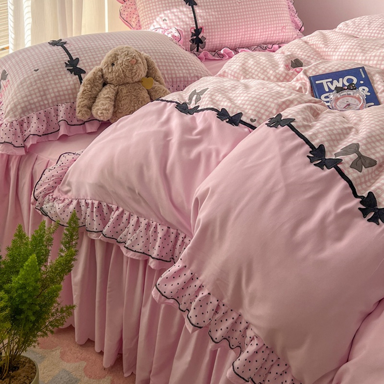 91家纺网 家纺一手货源 找家纺 贝凯瑞 2026 (蝴蝶结）皱皱纱双层纱水洗棉ins小清新蕾丝花边韩版床裙四件套 黑巧蝴蝶结