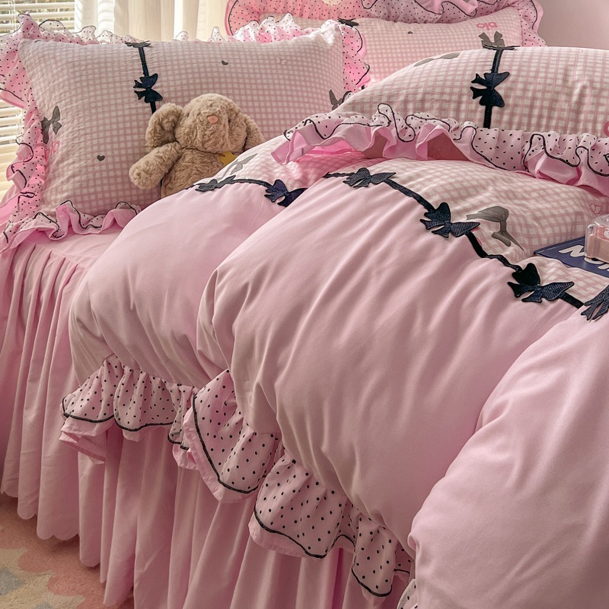 91家纺网 家纺一手货源 找家纺 贝凯瑞 2026 (蝴蝶结）皱皱纱双层纱水洗棉ins小清新蕾丝花边韩版床裙四件套 黑巧蝴蝶结