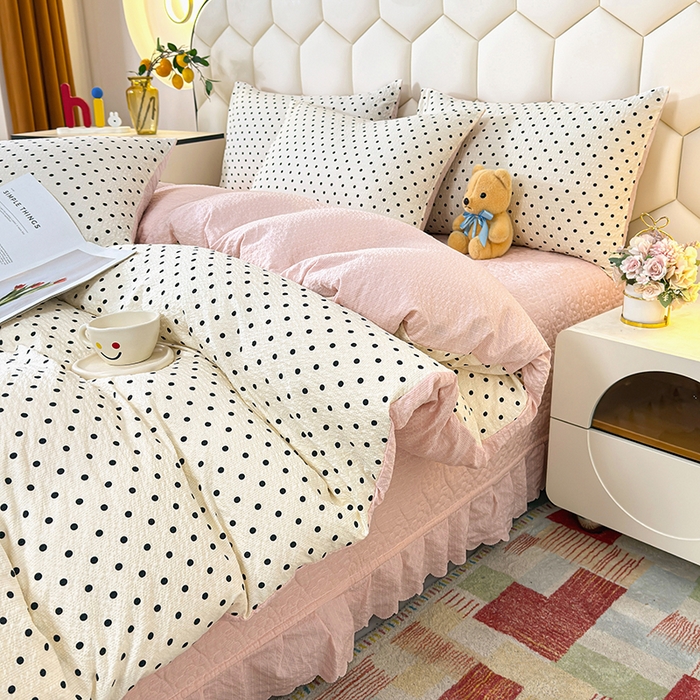 91家纺网 家纺一手货源 找家纺 栩裕纺织 2026新款云感双层纱床盖四件套 奶油波点