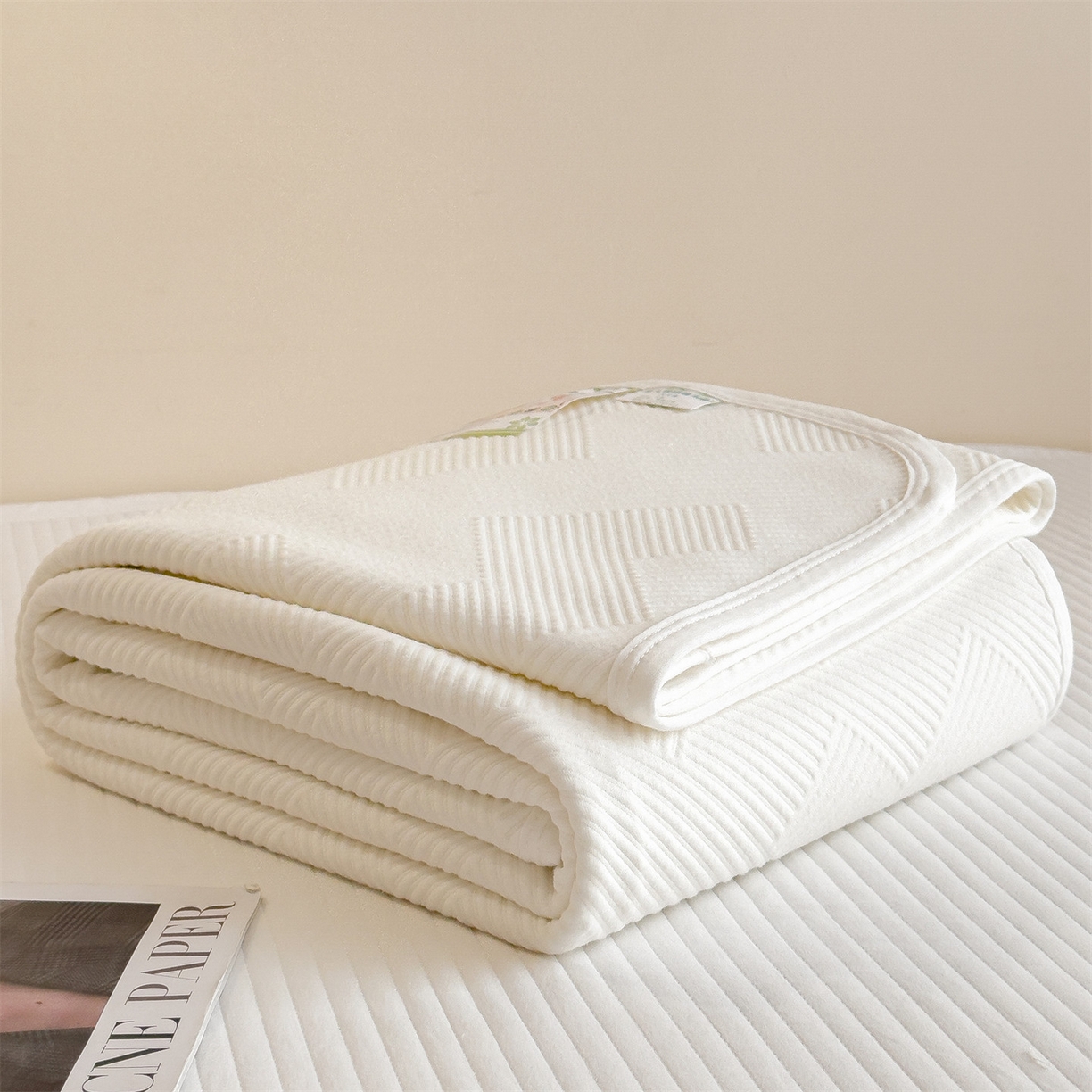 91家纺网 家纺一手货源 找家纺 布凡家居 2026新款290克全棉A类三层纱盖毯夏被午睡被 菱纹-高级白