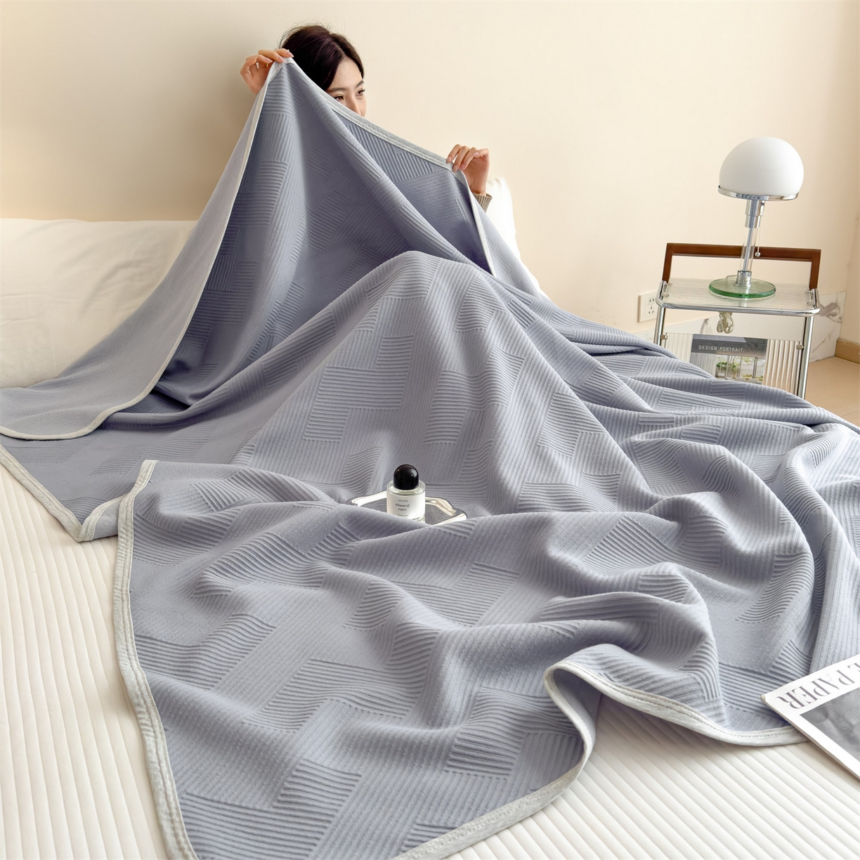 91家纺网 家纺一手货源 找家纺 布凡家居 2026新款290克全棉A类三层纱盖毯夏被午睡被 菱纹-雾霾蓝