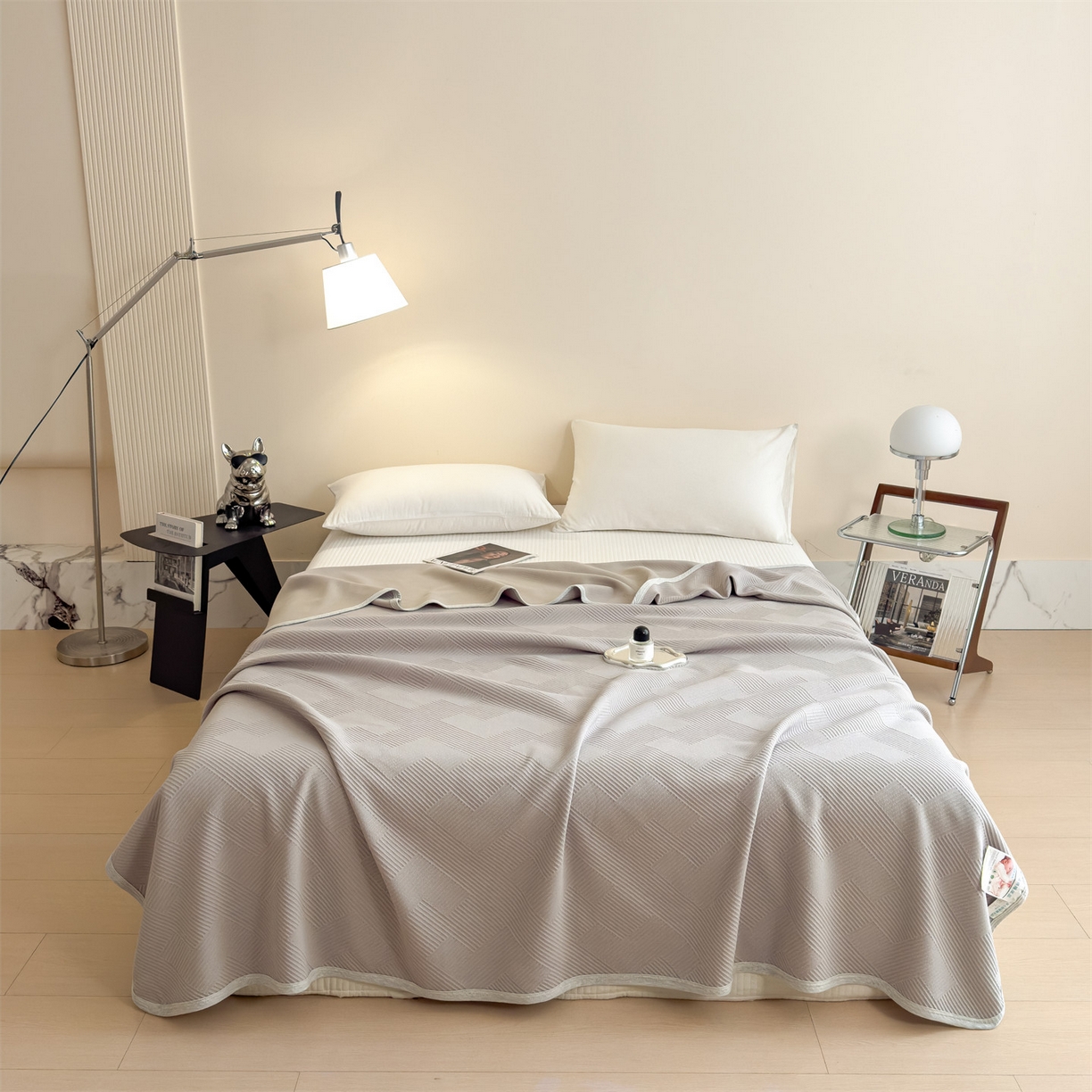 91家纺网 家纺一手货源 找家纺 布凡家居 2026新款290克全棉A类三层纱盖毯夏被午睡被 菱纹-优雅灰