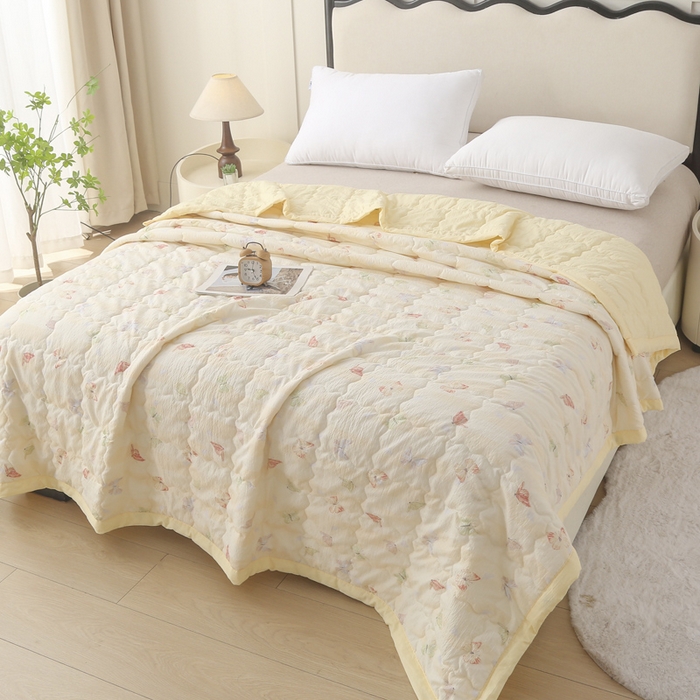 91家纺网 家纺一手货源 找家纺 被多多被业 2026新款皱皱纱夏被夏凉被空调被 彩蝶