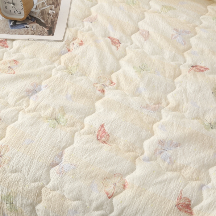 91家纺网 家纺一手货源 找家纺 被多多被业 2026新款皱皱纱夏被夏凉被空调被 彩蝶