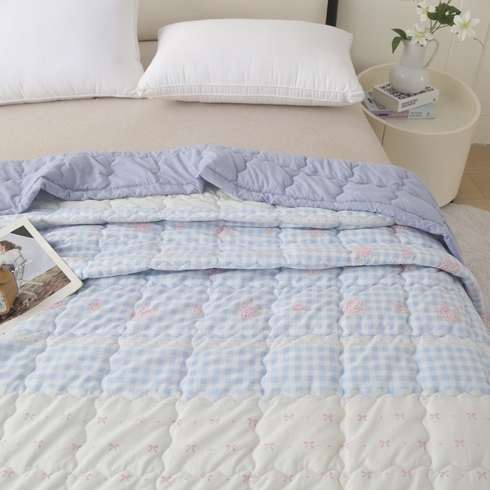 91家纺网 家纺一手货源 找家纺 被多多被业 2026新款皱皱纱夏被夏凉被空调被 芬芳花香