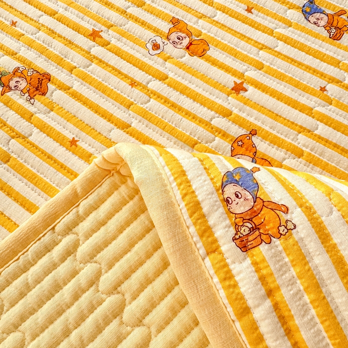 91家纺网 家纺一手货源 找家纺 2026新款云感双层纱印花夹棉床盖 星星人