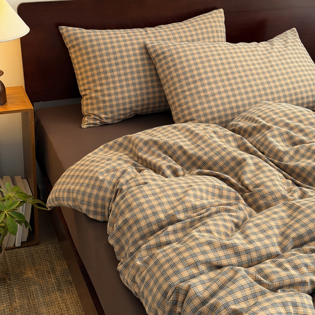 91家纺网 家纺一手货源 找家纺 玖弘家居 2026新款全棉色织水洗棉人字纹格子混搭四件套系列 春野咖格一对