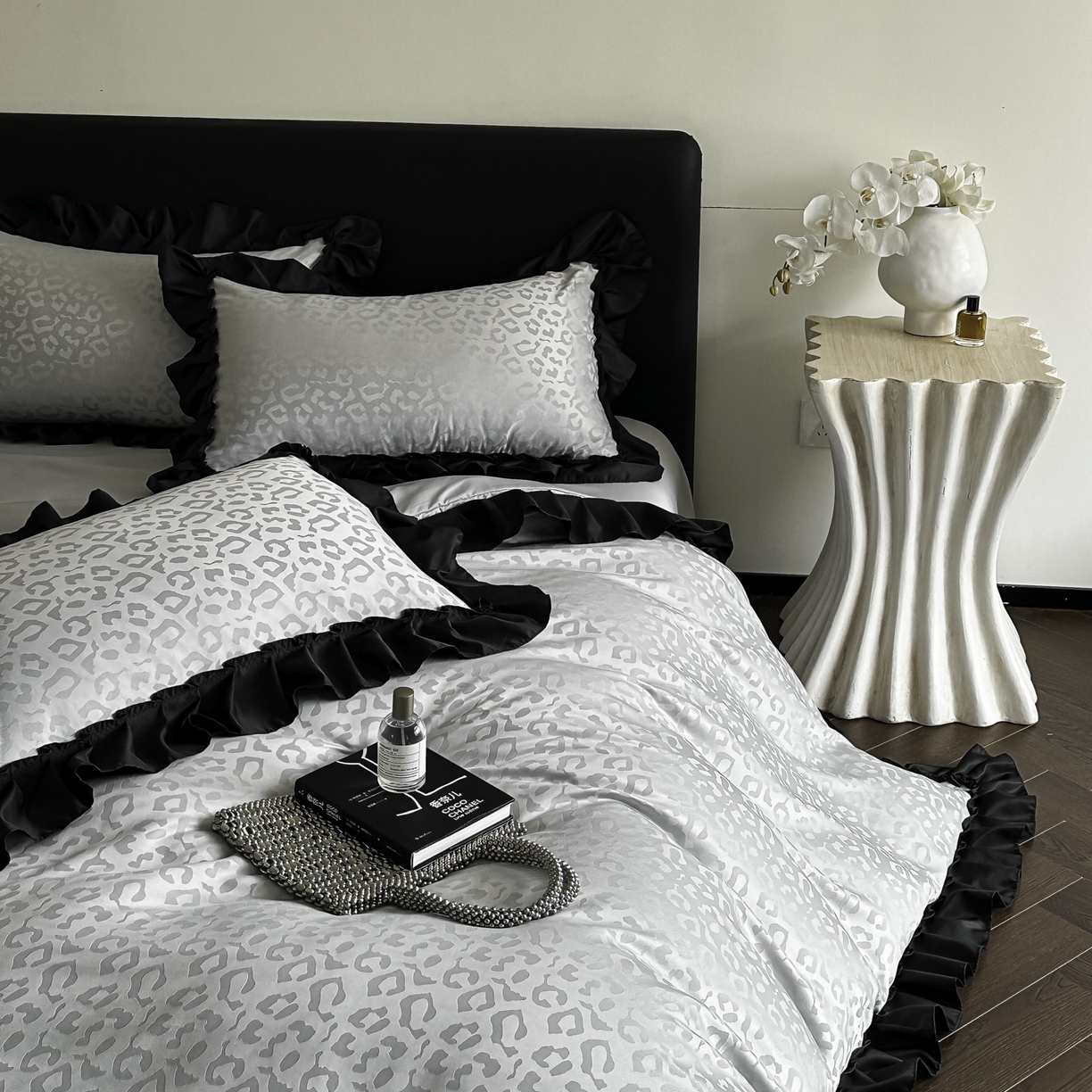 91家纺网 家纺一手货源 找家纺 ab家纺 2026新款真丝提花四件套 幻影灰