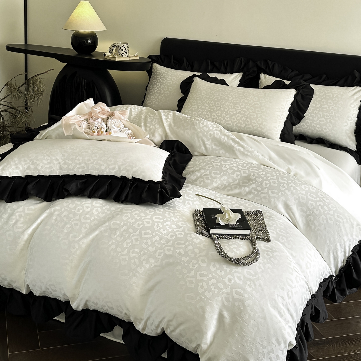 91家纺网 家纺一手货源 找家纺 ab家纺 2026新款真丝提花四件套 奶油白