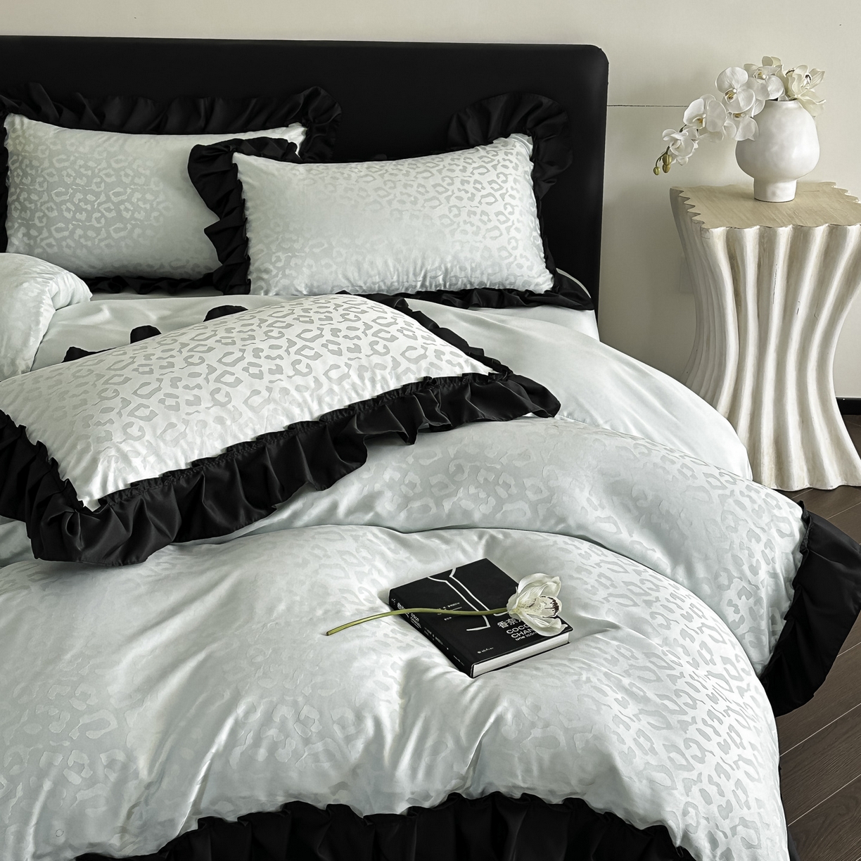 91家纺网 家纺一手货源 找家纺 ab家纺 2026新款真丝提花四件套 水绿