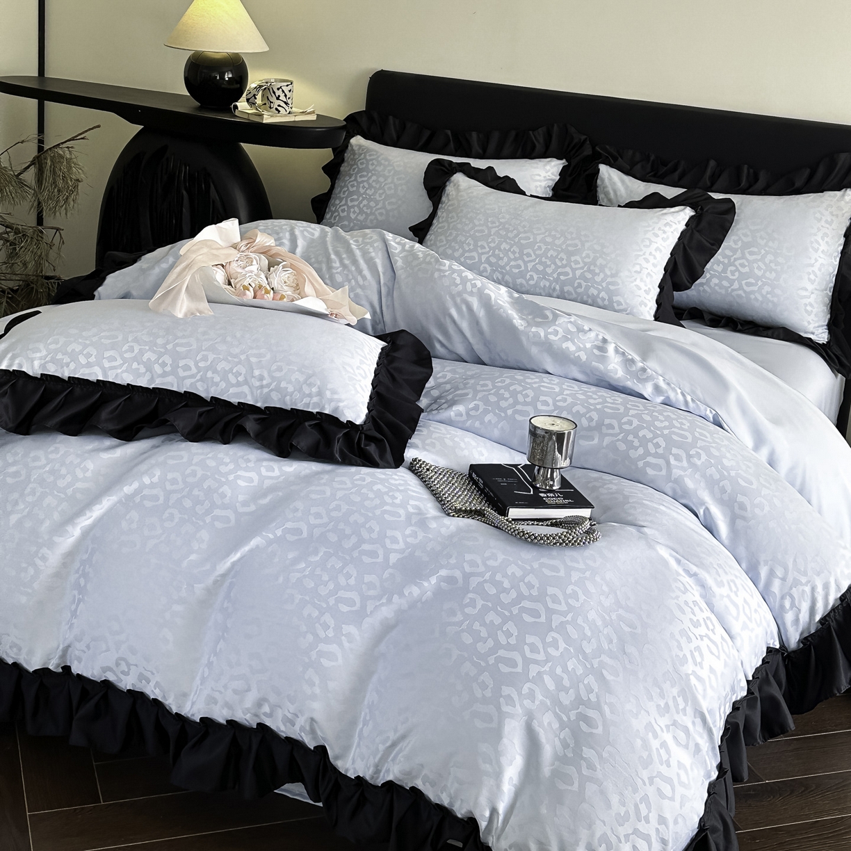 91家纺网 家纺一手货源 找家纺 ab家纺 2026新款真丝提花四件套 天空蓝