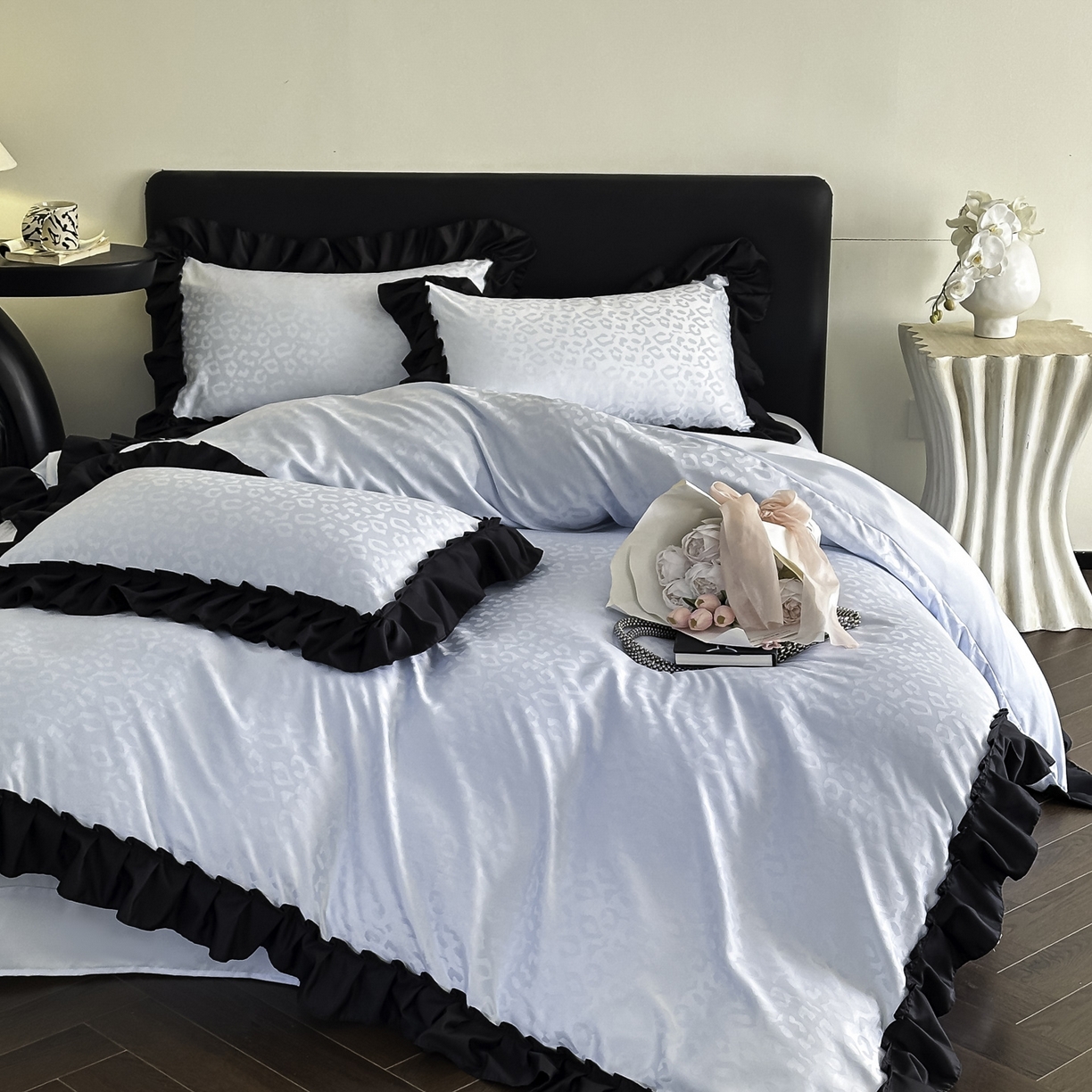 91家纺网 家纺一手货源 找家纺 ab家纺 2026新款真丝提花四件套 天空蓝