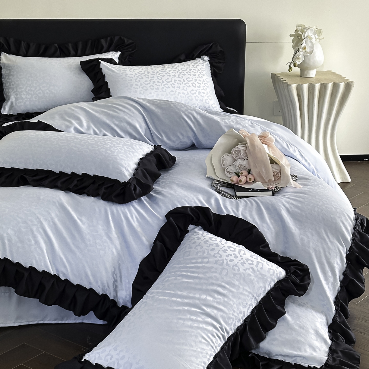 91家纺网 家纺一手货源 找家纺 ab家纺 2026新款真丝提花四件套 天空蓝