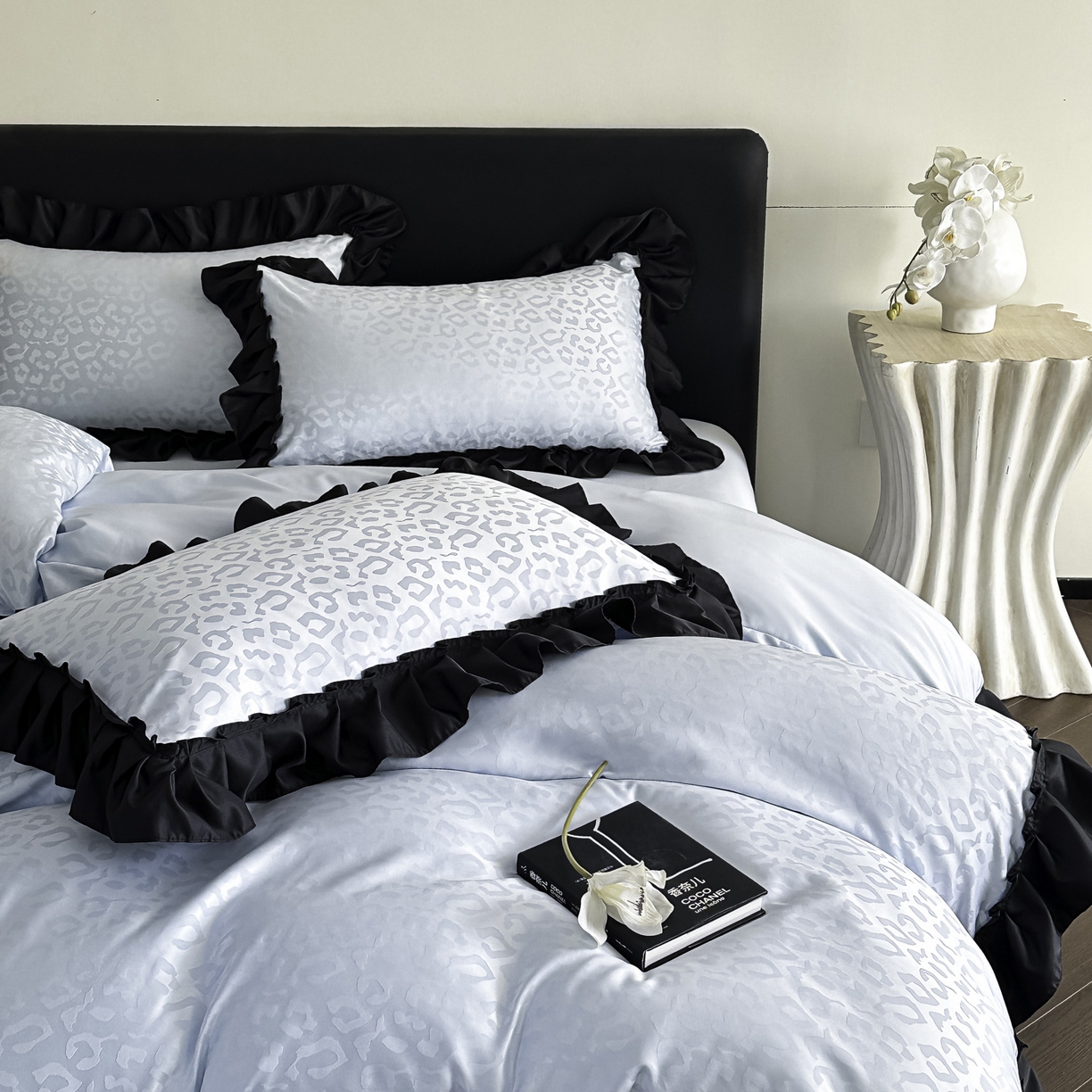 91家纺网 家纺一手货源 找家纺 ab家纺 2026新款真丝提花四件套 天空蓝