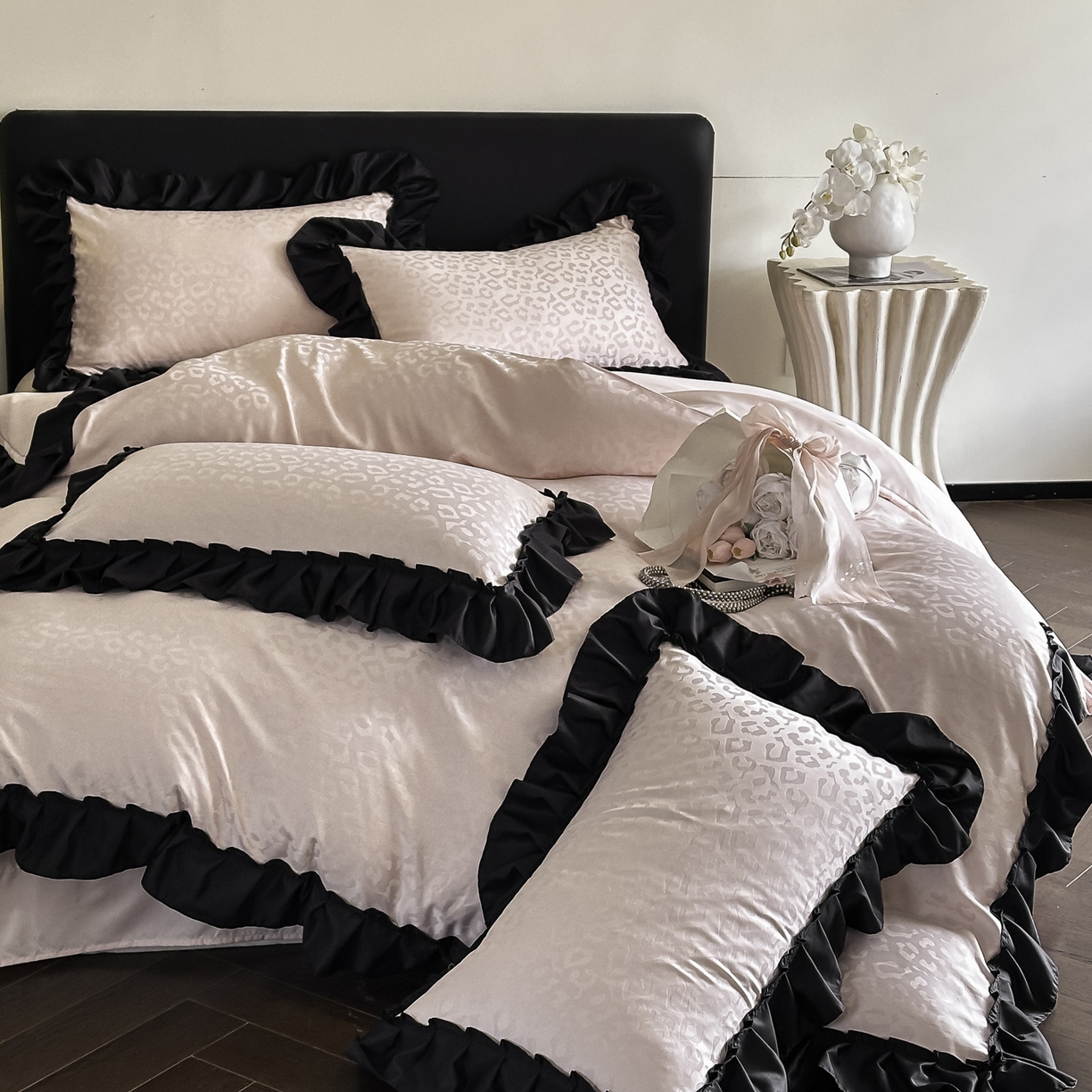 91家纺网 家纺一手货源 找家纺 ab家纺 2026新款真丝提花四件套 樱花粉