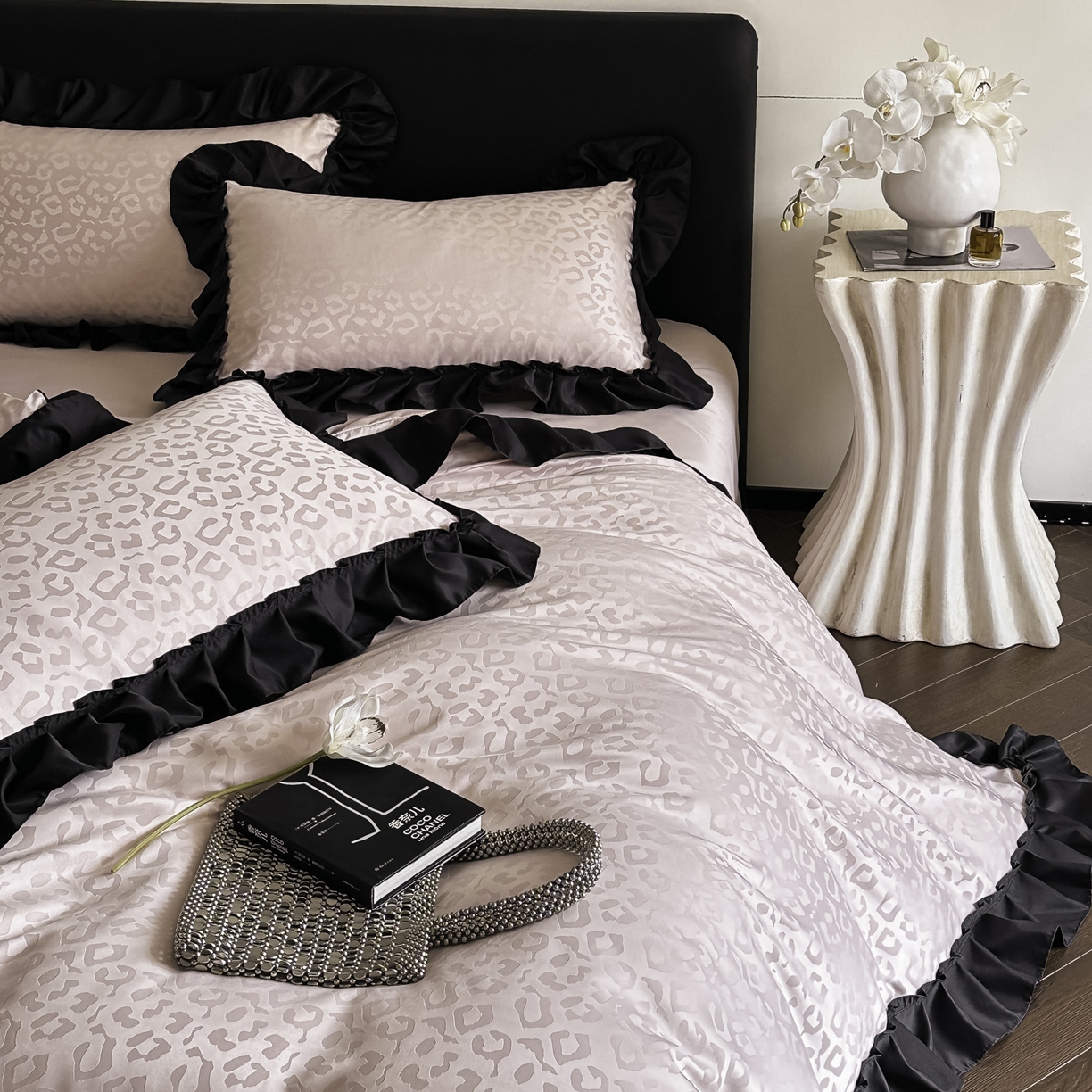 91家纺网 家纺一手货源 找家纺 ab家纺 2026新款真丝提花四件套 樱花粉