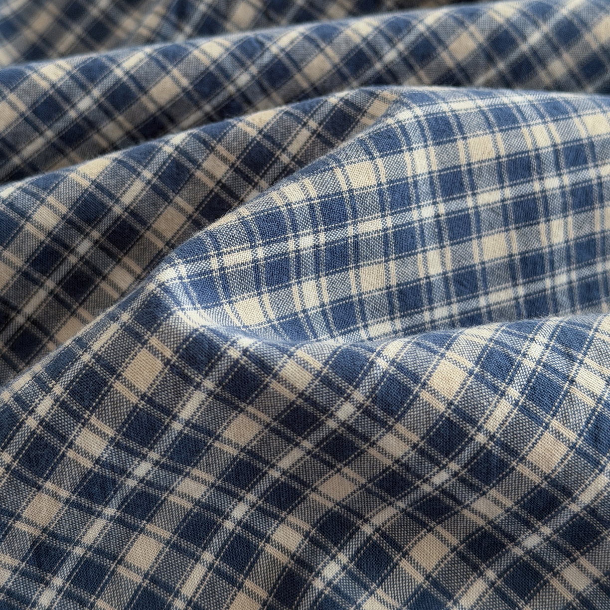 91家纺网 家纺一手货源 找家纺 玖弘家居 2026新款全棉色织水洗棉人字纹格子混搭四件套系列 怀旧蓝+海军蓝