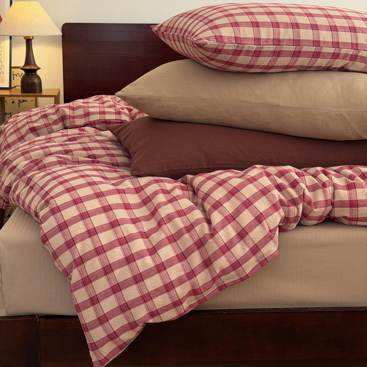 91家纺网 家纺一手货源 找家纺 玖弘家居 2026新款全棉色织水洗棉人字纹格子混搭四件套系列 枕套晚霞格一对