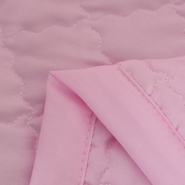 91家纺网 家纺一手货源 找家纺 被多多被业 2026新款纯色绗绣夏被夏凉被空调被 粉小格