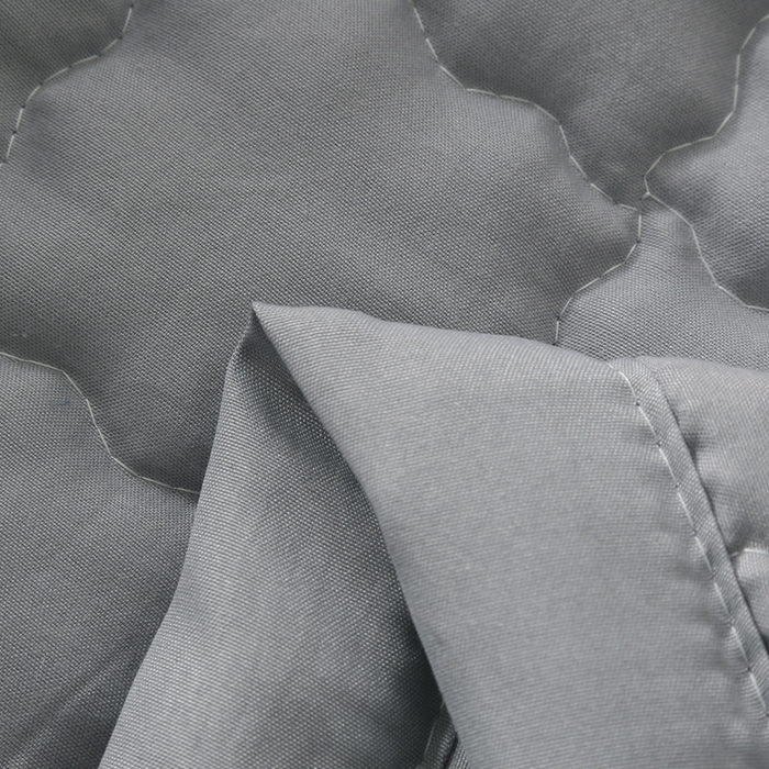 91家纺网 家纺一手货源 找家纺 被多多被业 2026新款纯色绗绣夏被夏凉被空调被 灰小格